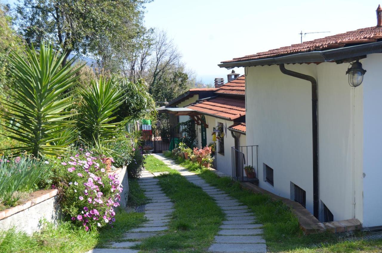 La Pineta Acomodação com café da manhã Pitelli Exterior foto
