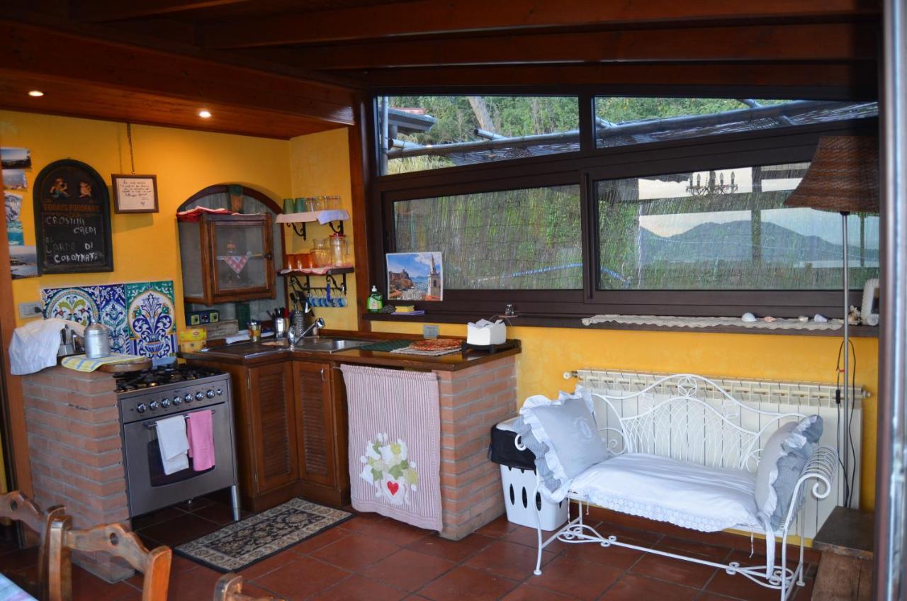 La Pineta Acomodação com café da manhã Pitelli Exterior foto